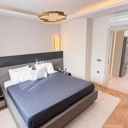 Hotel Letstay Corner