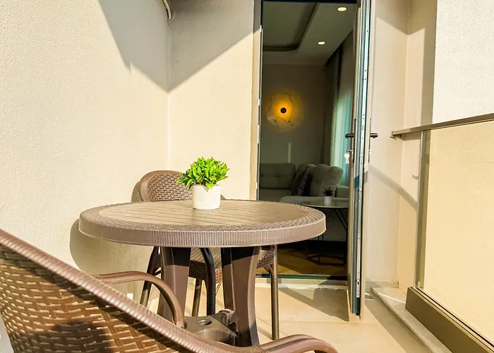 Letstay Corner Hotell